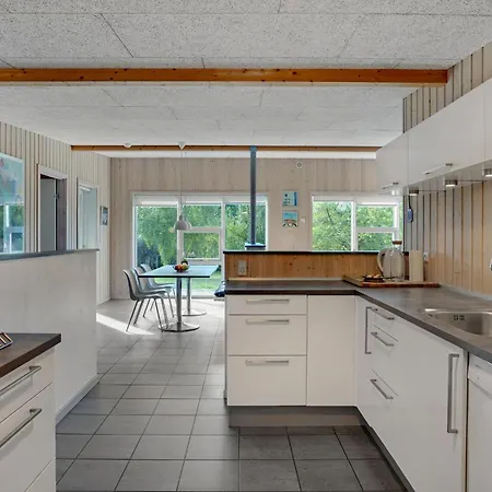 Awesome Home In Ebeltoft With Kitchen